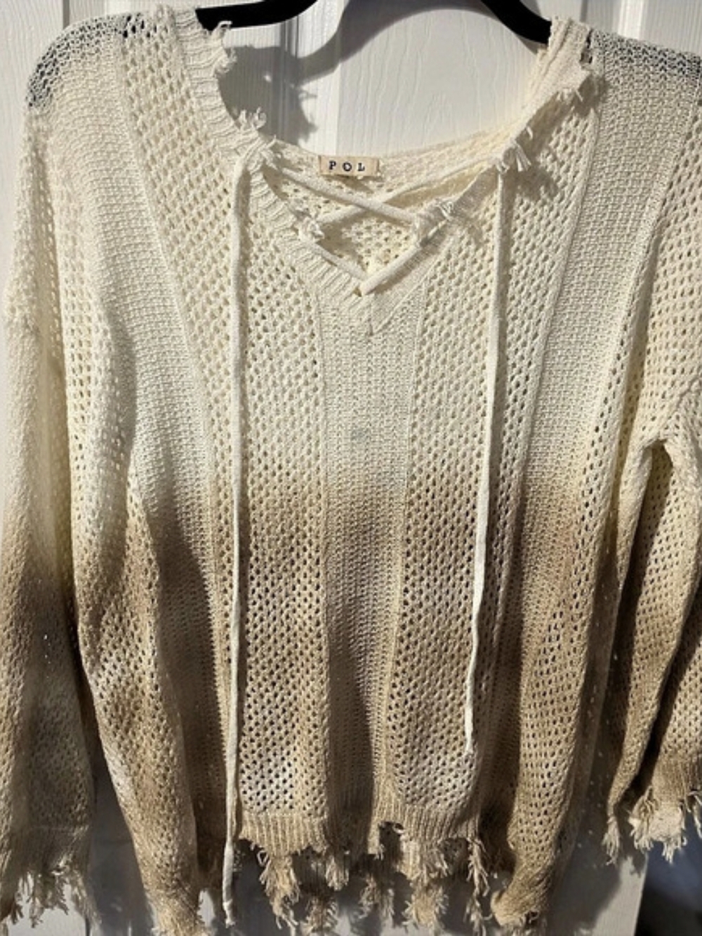 POL Distressed Ombre Fringe Sweater in Cream Large